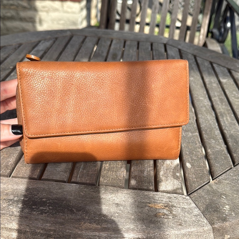 Tan Minimalist Leather Wallet